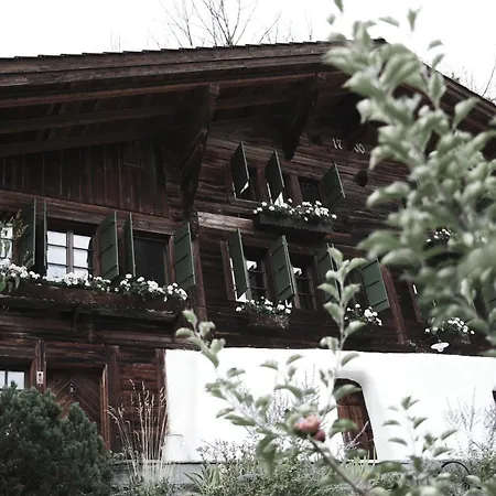 Haus Mannenberg Bed and breakfast Zweisimmen