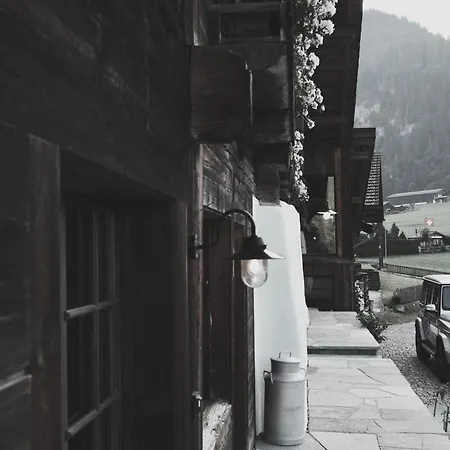 Haus Mannenberg Bed and breakfast Zweisimmen