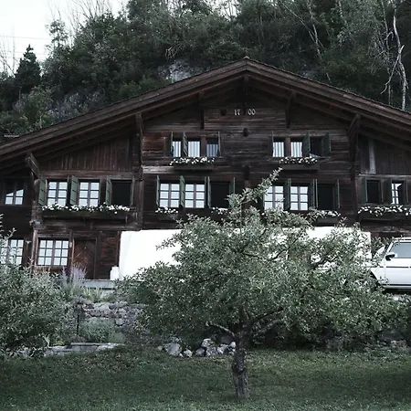 Haus Mannenberg Bed and breakfast Zweisimmen